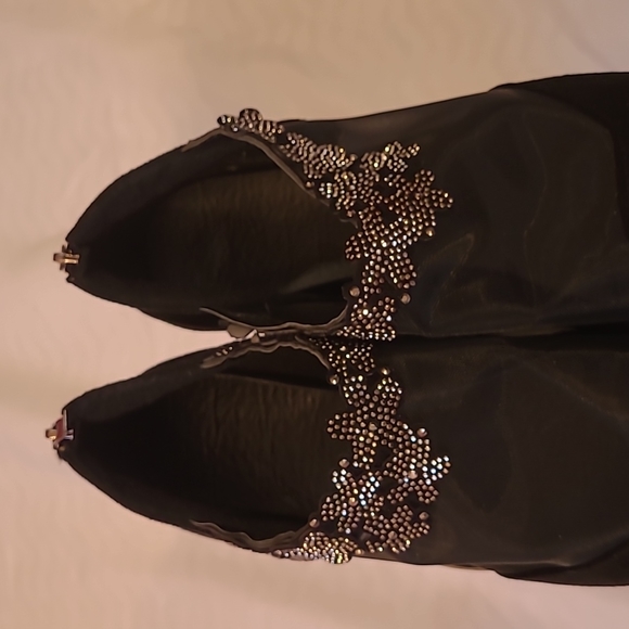 Formal Ladies black flat shoes - Picture 8 of 13